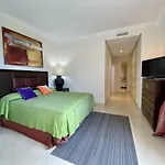 Beautiful 5 * Penthouse Very Near The Beach