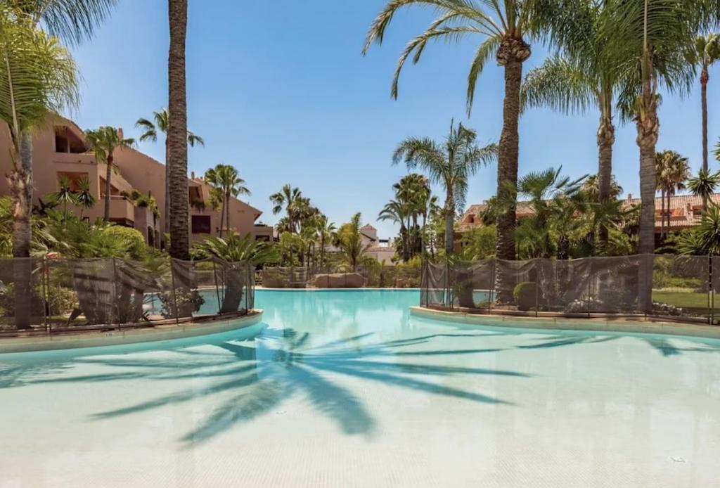 Beautiful 5 * Penthouse Very Near The Appartamento Marbella